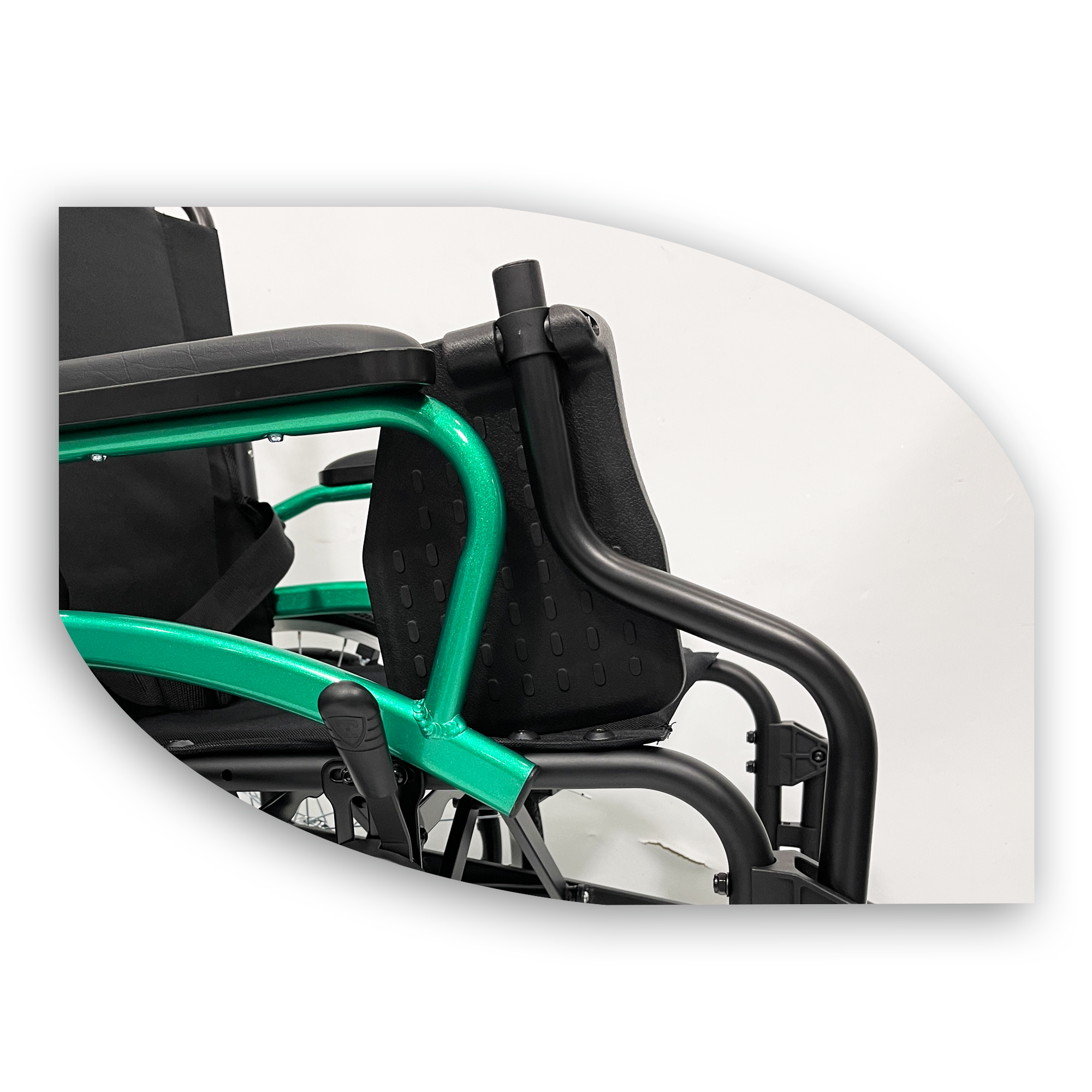 ASSURE REHAB 18" Lightweight Aluminium Wheelchair AR-0801